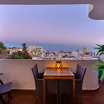 Ga Nemt Til Fuengirola Strand, Restauranter, Butikker, Padel Og Meget Mere!